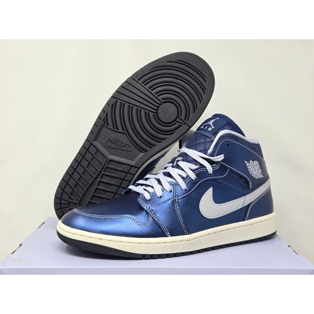 DS Air Jordan 1 Retro Mid SE WMNS METALLIC BLUE QUILTED IM5128-001